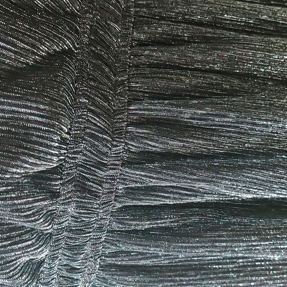 Maurices Green Sparkly Tiered Dress NWT - Picture 7 of 15